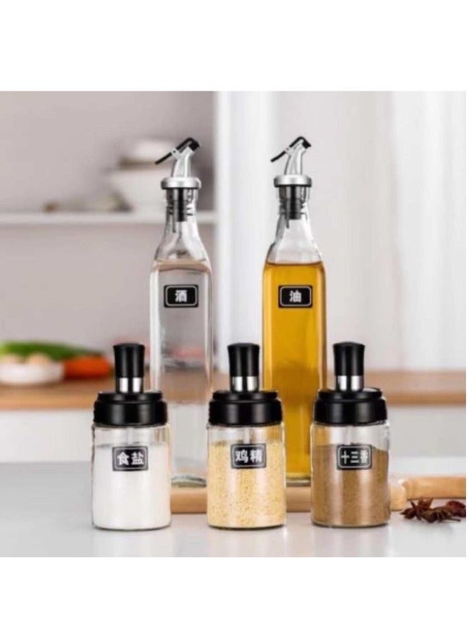 جروب تايجر مجموعة مكونة من زجاجتين زيت وخل 500 مل و 3 عبوات توابل مع ملاعق - Image 1